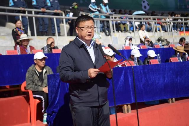 镇江主场2-0战胜连云港，杨天宇点球得分，赵俊森破门